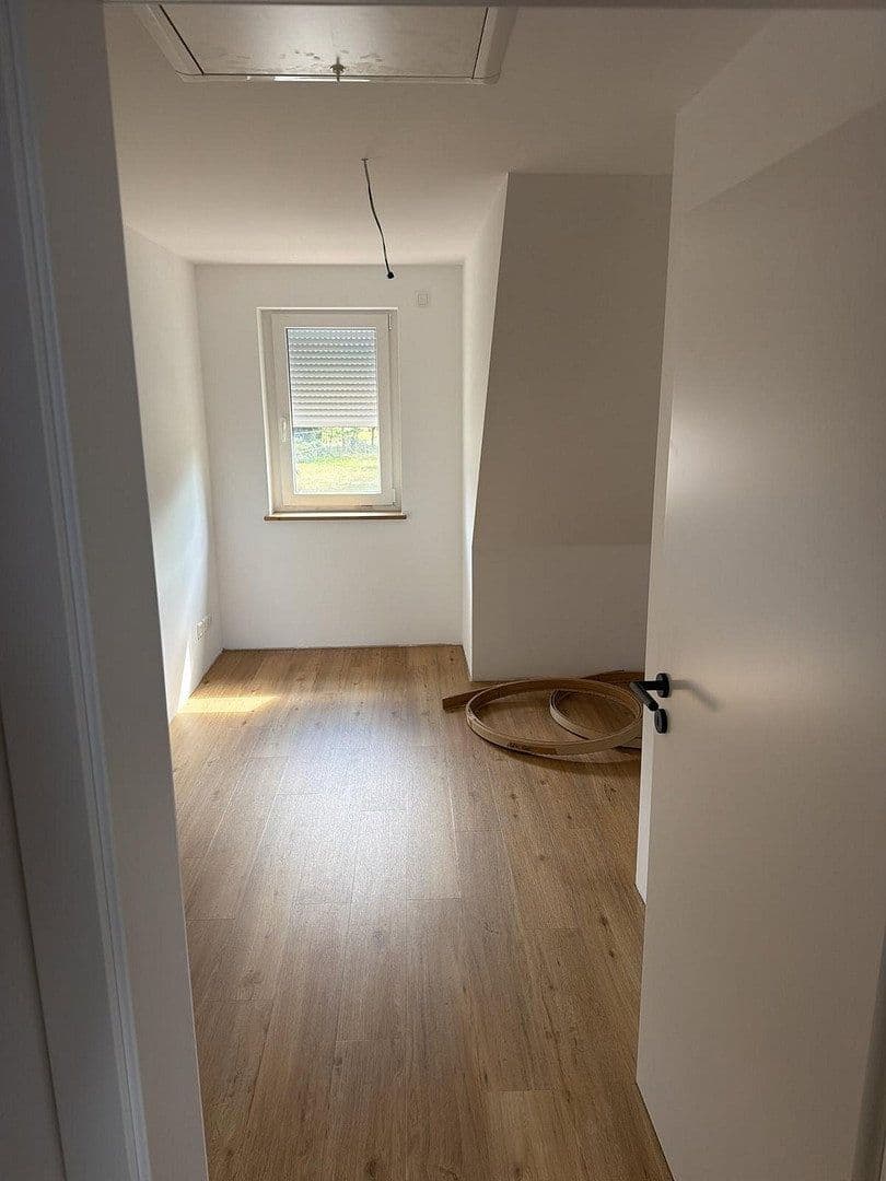 Pronájem bytu 3+1 93 m², Grüppenbührener Str. 119, Ganderkesee, Dolní Sasko Pronájem bytu 3+1 93 m², Grüppenbührener Str. 119, Ganderkesee, Dolní Sasko