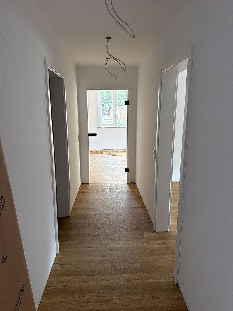 Pronájem bytu 3+1 93 m², Grüppenbührener Str. 119, Ganderkesee, Dolní Sasko Pronájem bytu 3+1 93 m², Grüppenbührener Str. 119, Ganderkesee, Dolní Sasko