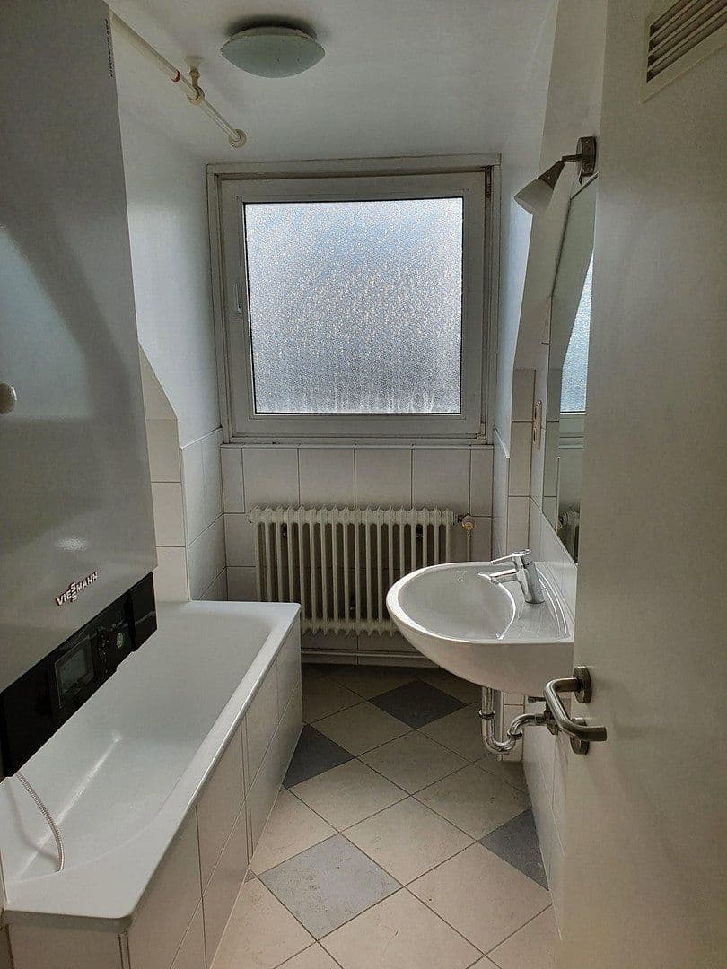 Prodej bytu 3+1 67 m², Huttropstr. 52, Essen, Severní Porýní-Vestfálsko Prodej bytu 3+1 67 m², Huttropstr. 52, Essen, Severní Porýní-Vestfálsko