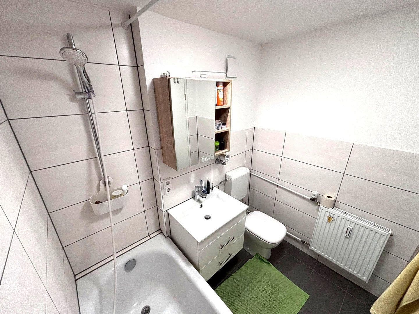 Pronájem bytu 1+1 36 m², Heimgartenstr. 53B, Stuttgart, Bádensko-Württembersko Pronájem bytu 1+1 36 m², Heimgartenstr. 53B, Stuttgart, Bádensko-Württembersko