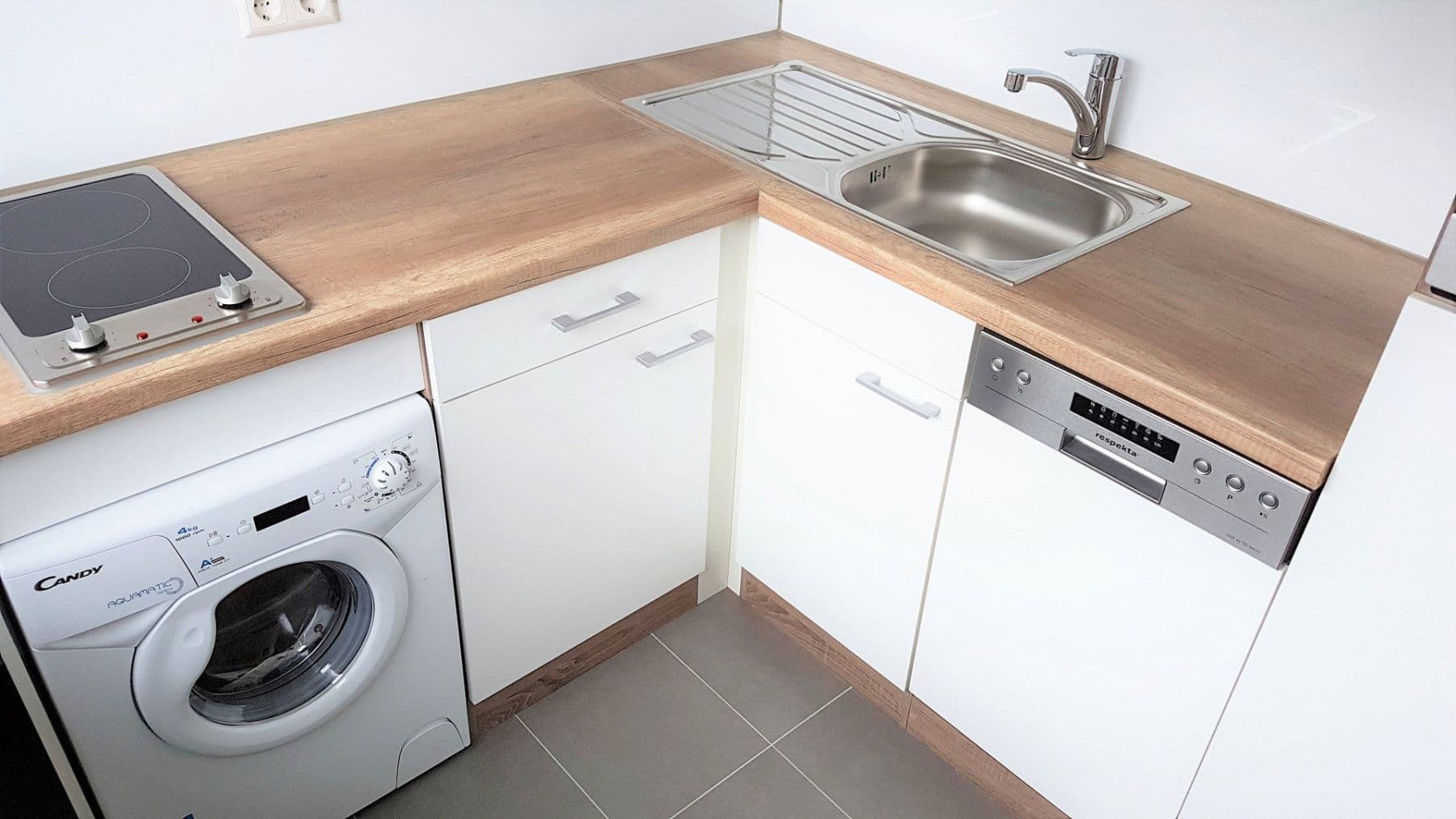 Pronájem bytu 1+1 36 m², Heimgartenstr. 53B, Stuttgart, Bádensko-Württembersko Pronájem bytu 1+1 36 m², Heimgartenstr. 53B, Stuttgart, Bádensko-Württembersko