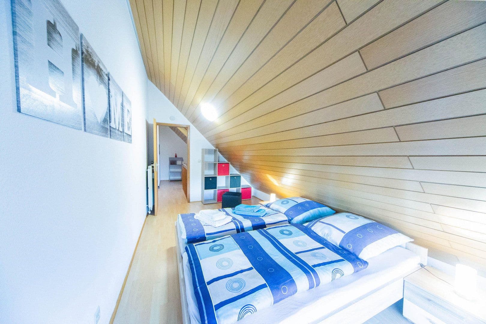 Pronájem bytu 2+kk 61 m², Künzelsauer Straße 21, Stuttgart, Bádensko-Württembersko Pronájem bytu 2+kk 61 m², Künzelsauer Straße 21, Stuttgart, Bádensko-Württembersko