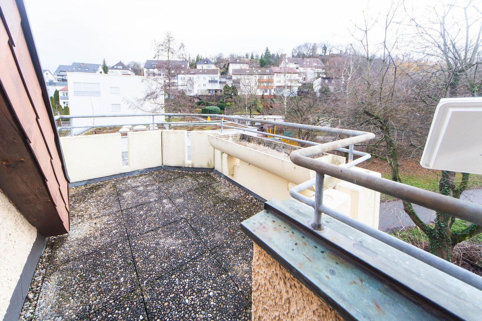 Pronájem bytu 2+kk 61 m², Künzelsauer Straße 21, Stuttgart, Bádensko-Württembersko Pronájem bytu 2+kk 61 m², Künzelsauer Straße 21, Stuttgart, Bádensko-Württembersko