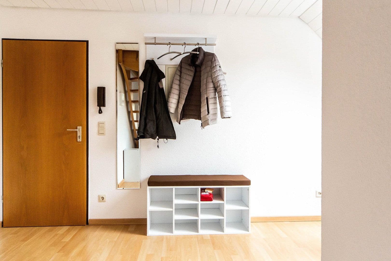 Pronájem bytu 2+kk 61 m², Künzelsauer Straße 21, Stuttgart, Bádensko-Württembersko Pronájem bytu 2+kk 61 m², Künzelsauer Straße 21, Stuttgart, Bádensko-Württembersko
