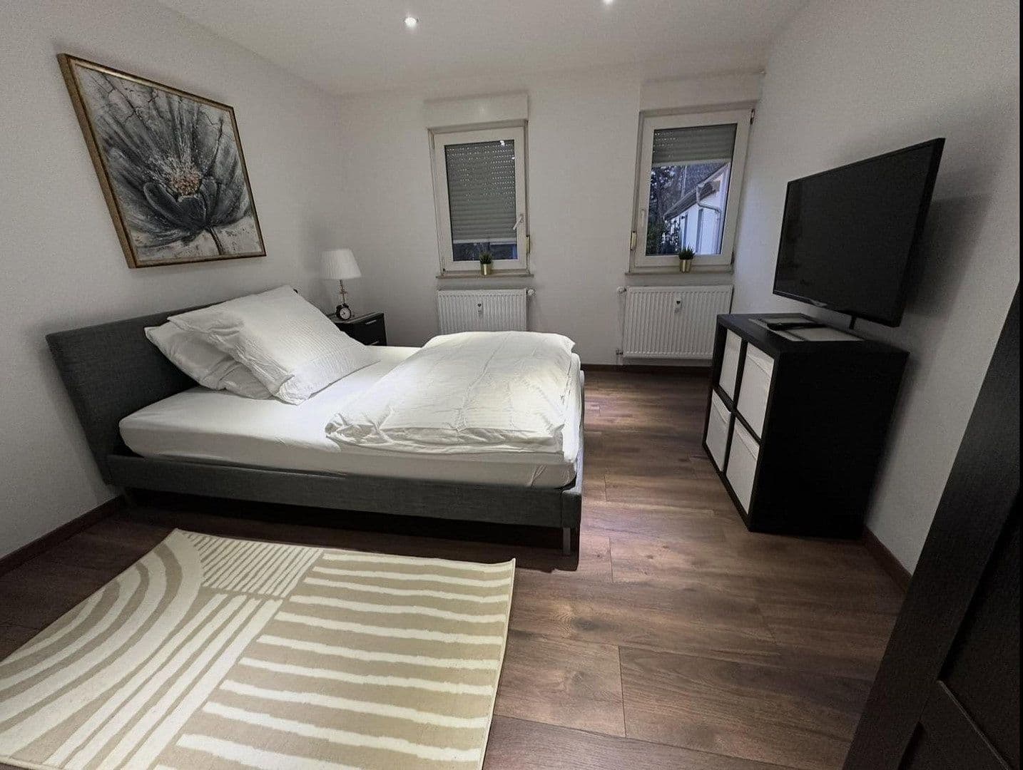Pronájem bytu 1+1 30 m², Schwanheimer Str. 66a, Frankfurt, Hessen Pronájem bytu 1+1 30 m², Schwanheimer Str. 66a, Frankfurt, Hessen