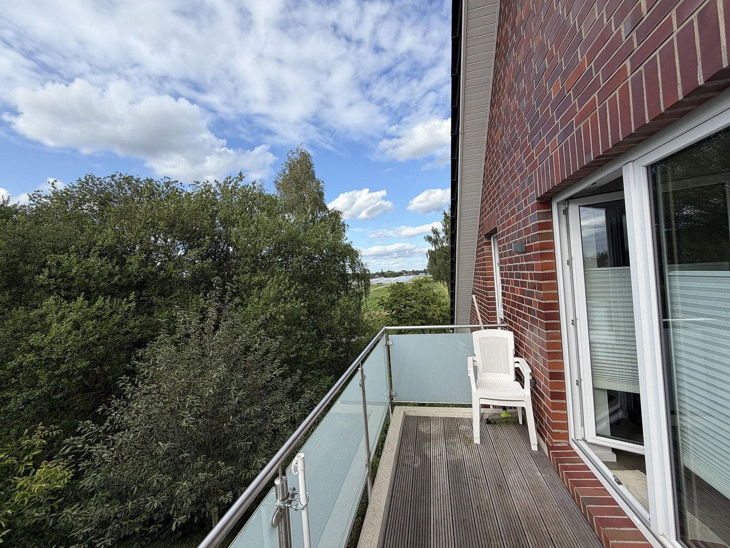 Pronájem bytu 3+1 112 m², Abelke-Bleken 29, Ochsenwerder, Hamburg Pronájem bytu 3+1 112 m², Abelke-Bleken 29, Ochsenwerder, Hamburg