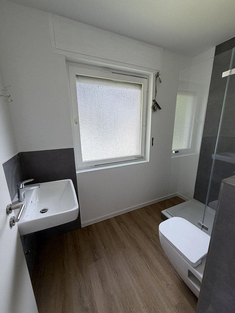 Prodej domu 105 m², pozemek 409 m², Lipper Hellweg 309C, Bielefeld, Severní Porýní-Vestfálsko Prodej domu 105 m², pozemek 409 m², Lipper Hellweg 309C, Bielefeld, Severní Porýní-Vestfálsko