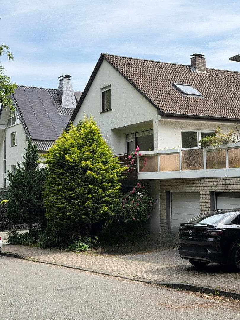 Prodej domu 105 m², pozemek 409 m², Lipper Hellweg 309C, Bielefeld, Severní Porýní-Vestfálsko Prodej domu 105 m², pozemek 409 m², Lipper Hellweg 309C, Bielefeld, Severní Porýní-Vestfálsko
