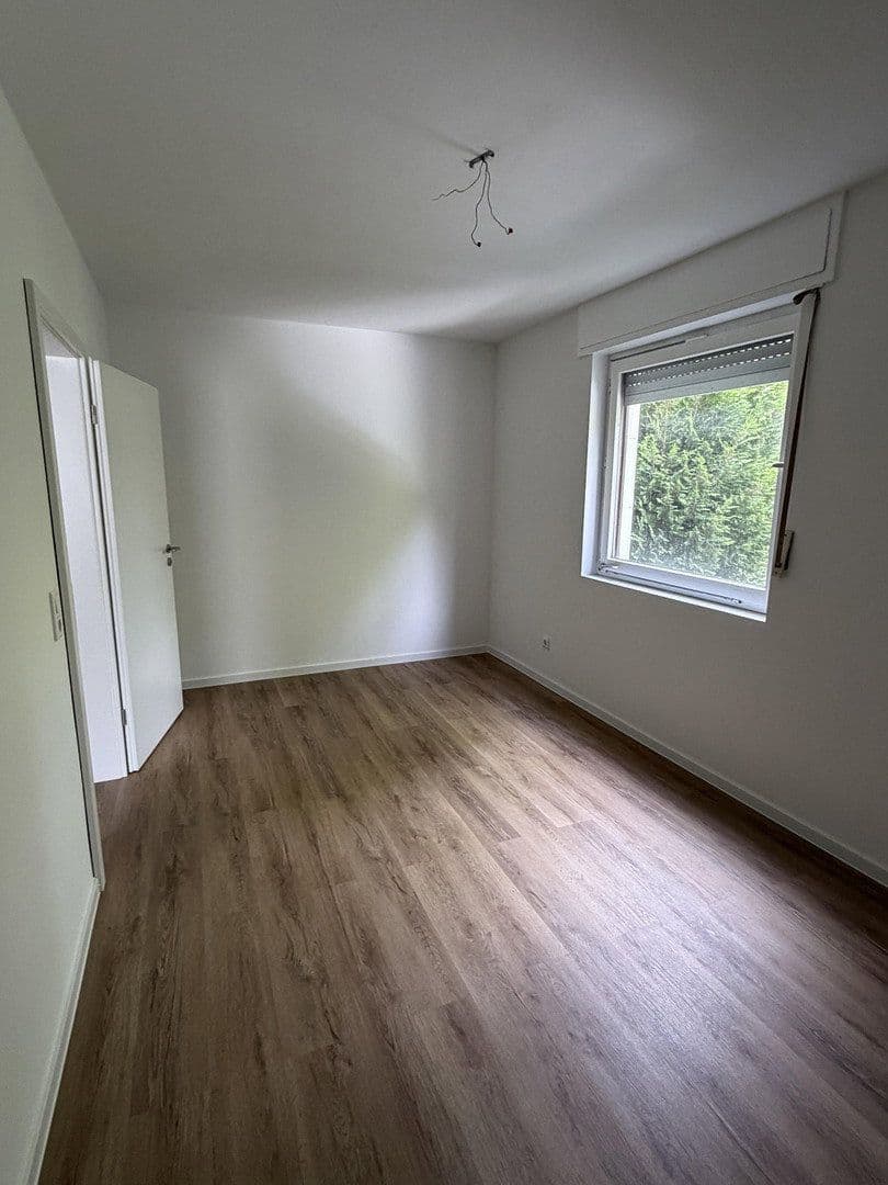 Prodej domu 105 m², pozemek 409 m², Lipper Hellweg 309C, Bielefeld, Severní Porýní-Vestfálsko Prodej domu 105 m², pozemek 409 m², Lipper Hellweg 309C, Bielefeld, Severní Porýní-Vestfálsko