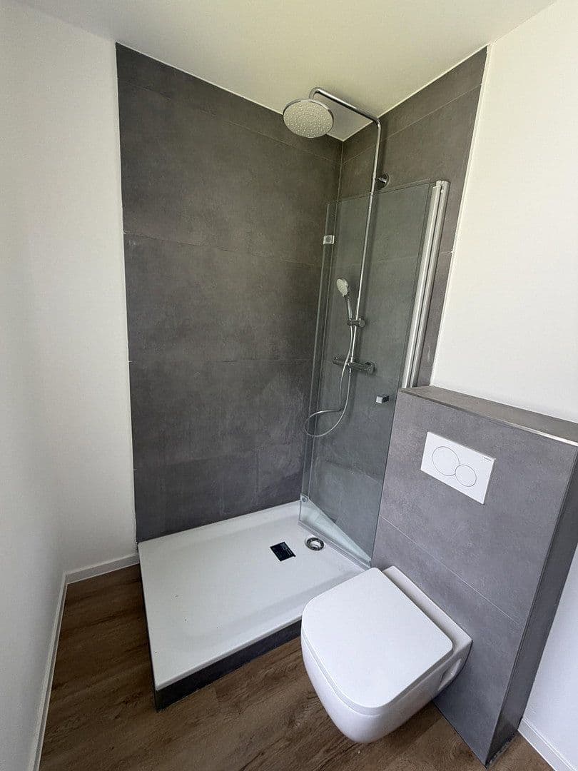 Prodej domu 105 m², pozemek 409 m², Lipper Hellweg 309C, Bielefeld, Severní Porýní-Vestfálsko Prodej domu 105 m², pozemek 409 m², Lipper Hellweg 309C, Bielefeld, Severní Porýní-Vestfálsko