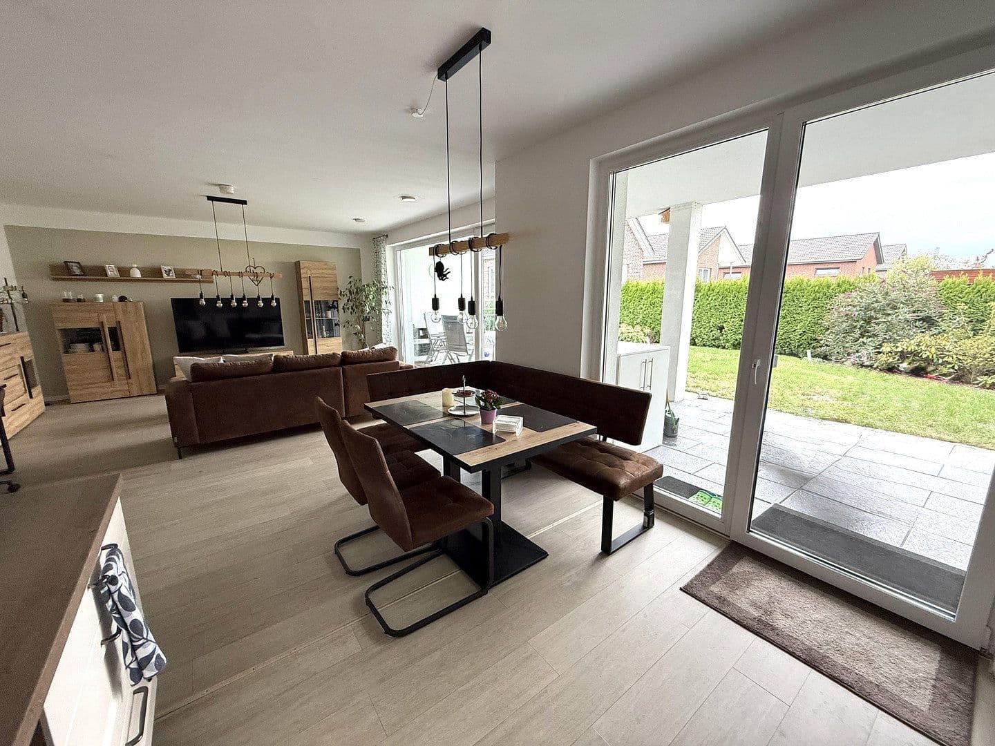 Pronájem bytu 3+1 105 m², Lise-Meitner-Straße 9, Hildesheim, Dolní Sasko Pronájem bytu 3+1 105 m², Lise-Meitner-Straße 9, Hildesheim, Dolní Sasko