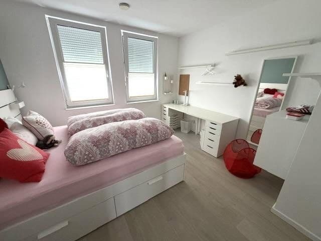 Pronájem bytu 3+1 105 m², Lise-Meitner-Straße 9, Hildesheim, Dolní Sasko Pronájem bytu 3+1 105 m², Lise-Meitner-Straße 9, Hildesheim, Dolní Sasko