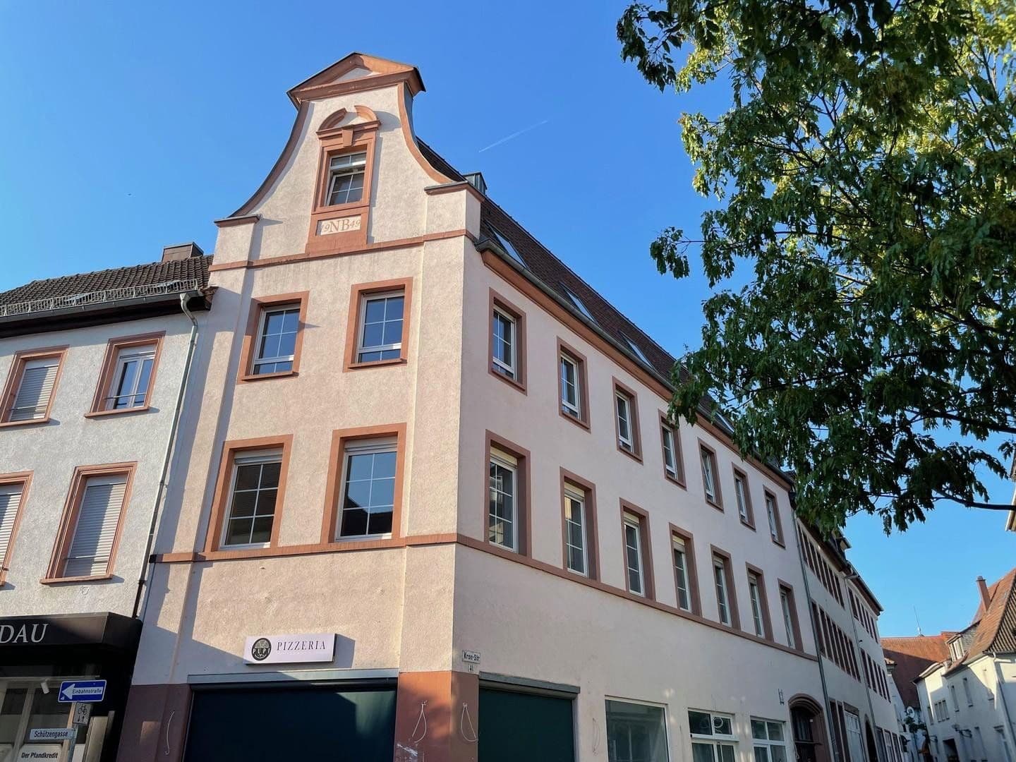 Prodej domu 595 m², pozemek 222 m², Kronstraße 41, Landau in der Pfalz, Porýní-Falc Prodej domu 595 m², pozemek 222 m², Kronstraße 41, Landau in der Pfalz, Porýní-Falc