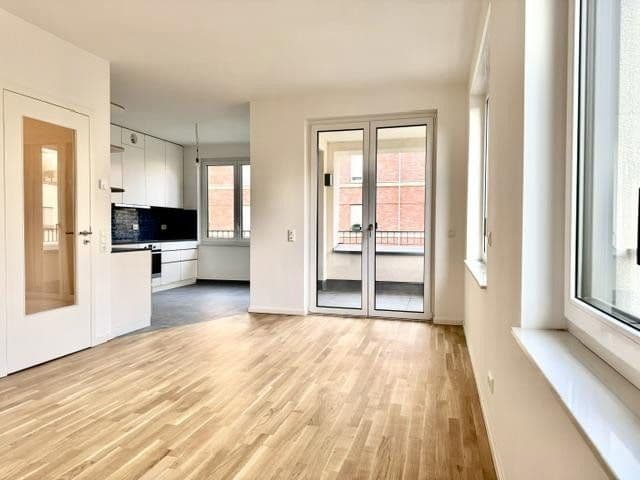 Pronájem bytu 4+1 110 m², Berlin, Berlín Pronájem bytu 4+1 110 m², Berlin, Berlín