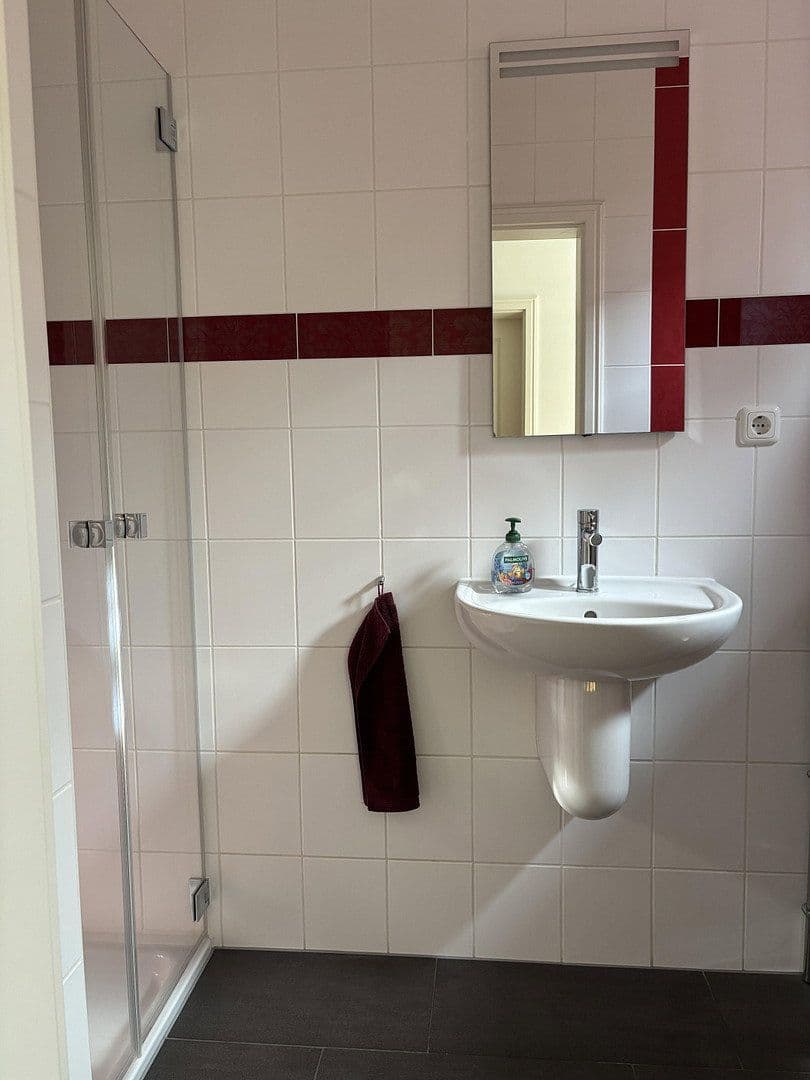 Prodej domu 117 m², pozemek 271 m², Hamburg, Hamburg Prodej domu 117 m², pozemek 271 m², Hamburg, Hamburg