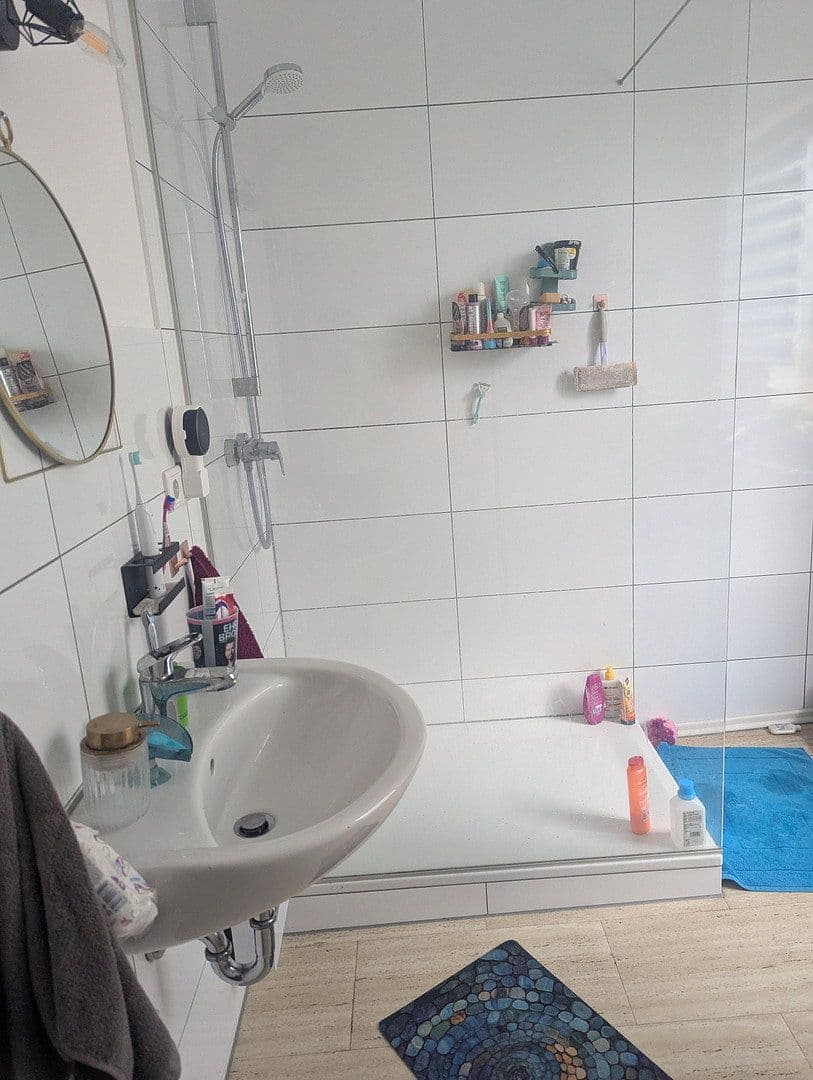 Pronájem bytu 5+1 94 m², Burgstr 87, SOLINGEN, Severní Porýní-Vestfálsko Pronájem bytu 5+1 94 m², Burgstr 87, SOLINGEN, Severní Porýní-Vestfálsko