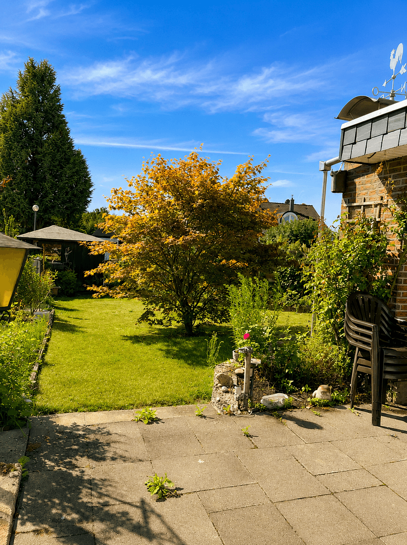Prodej domu 140 m², pozemek 374 m², Leverkusen, Severní Porýní-Vestfálsko Prodej domu 140 m², pozemek 374 m², Leverkusen, Severní Porýní-Vestfálsko