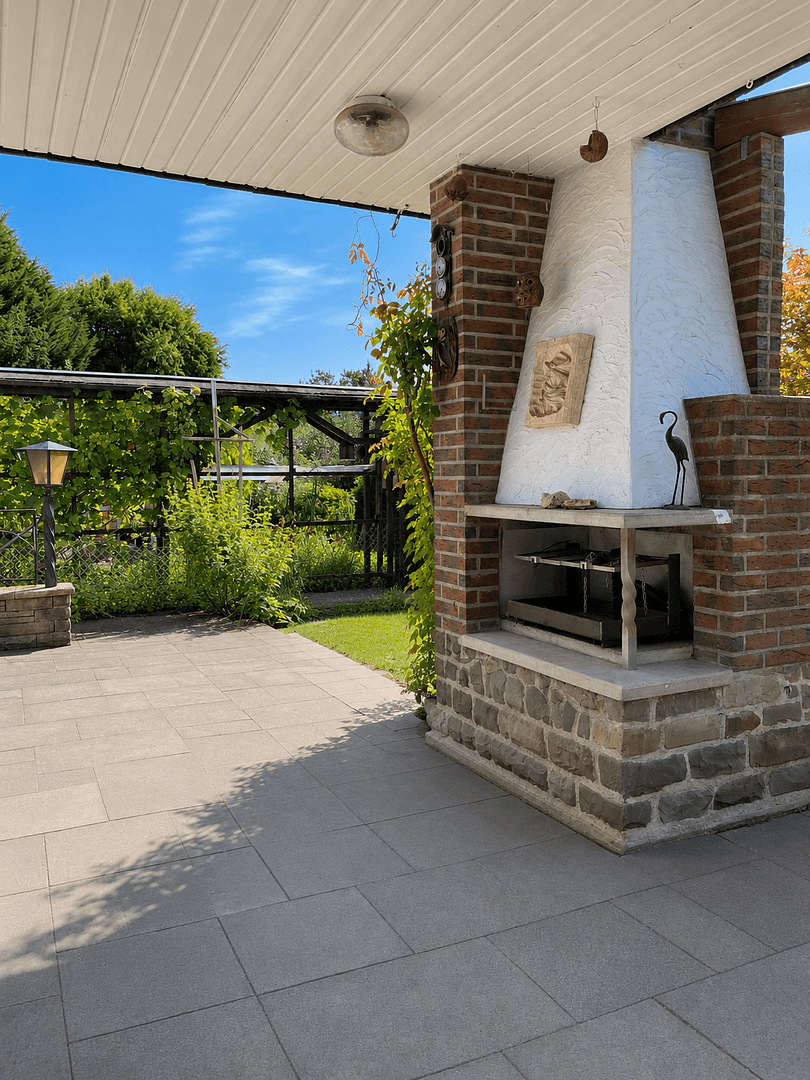 Prodej domu 140 m², pozemek 374 m², Leverkusen, Severní Porýní-Vestfálsko Prodej domu 140 m², pozemek 374 m², Leverkusen, Severní Porýní-Vestfálsko