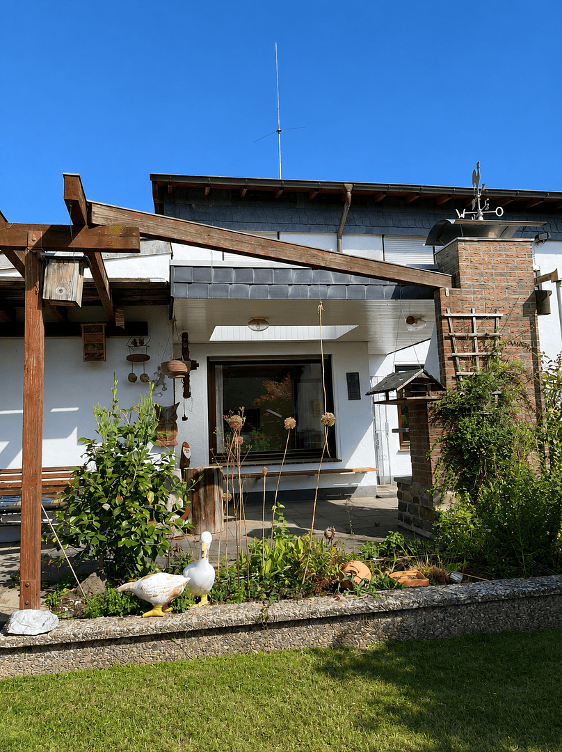 Prodej domu 140 m², pozemek 374 m², Leverkusen, Severní Porýní-Vestfálsko Prodej domu 140 m², pozemek 374 m², Leverkusen, Severní Porýní-Vestfálsko