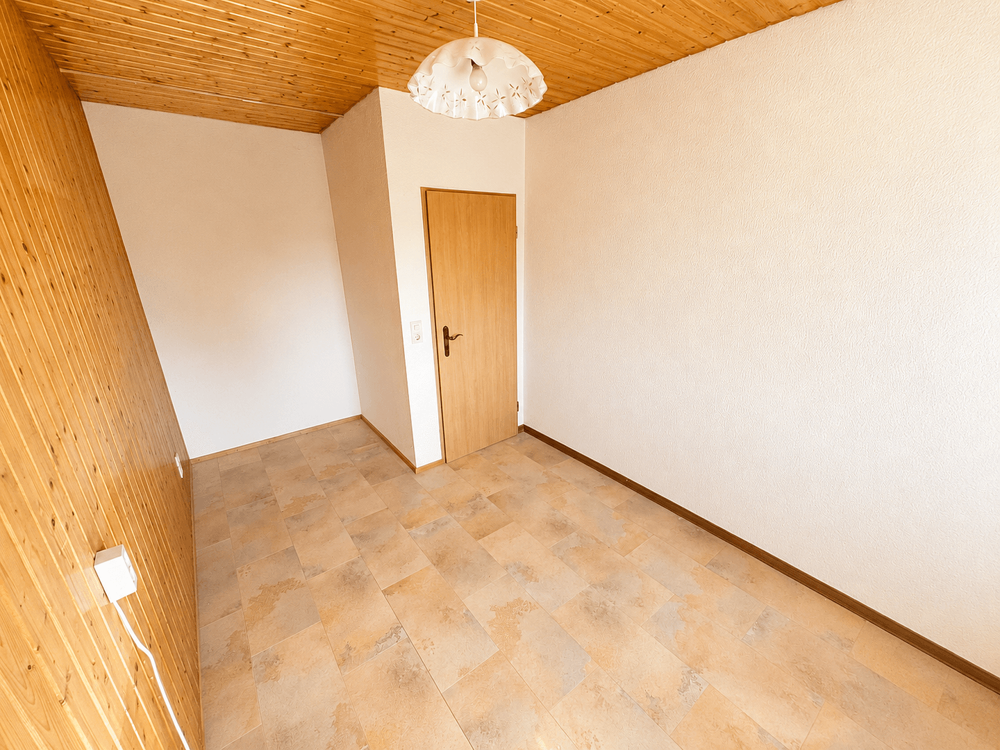 Prodej domu 140 m², pozemek 374 m², Leverkusen, Severní Porýní-Vestfálsko Prodej domu 140 m², pozemek 374 m², Leverkusen, Severní Porýní-Vestfálsko