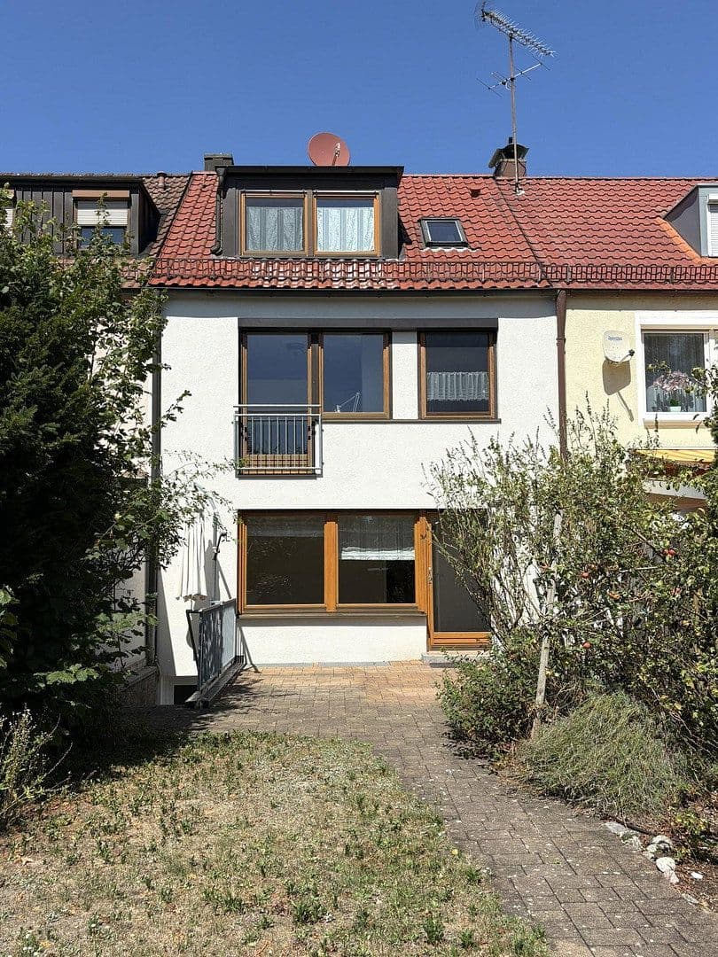 Prodej domu 110 m², pozemek 242 m², Rückersdorf, Bavorsko Prodej domu 110 m², pozemek 242 m², Rückersdorf, Bavorsko