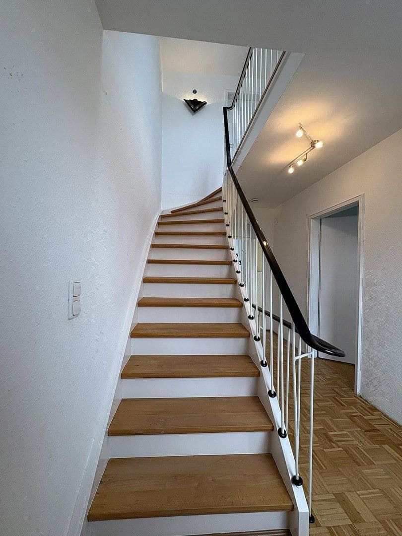 Prodej domu 110 m², pozemek 242 m², Rückersdorf, Bavorsko Prodej domu 110 m², pozemek 242 m², Rückersdorf, Bavorsko
