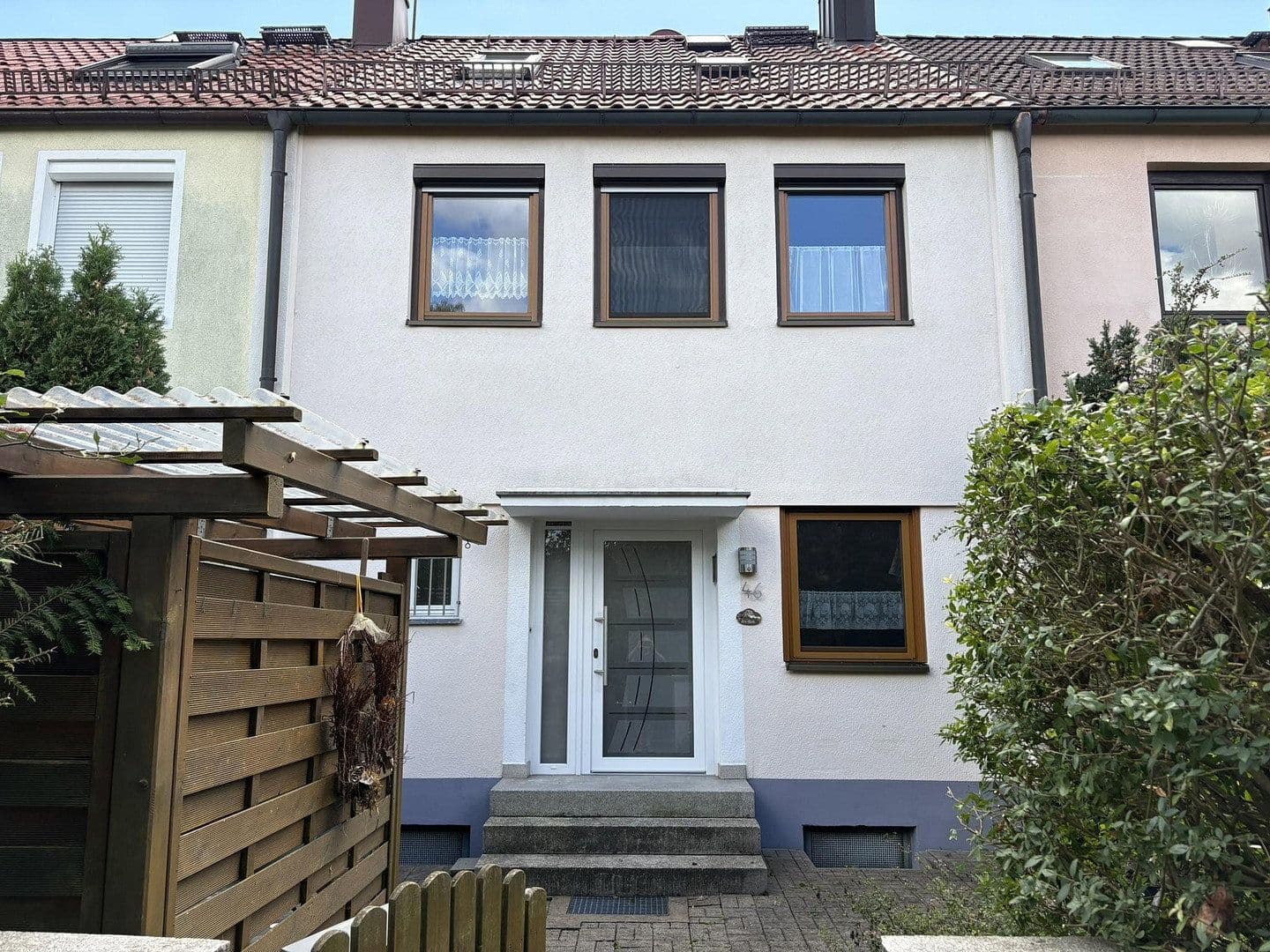 Prodej domu 110 m², pozemek 242 m², Rückersdorf, Bavorsko Prodej domu 110 m², pozemek 242 m², Rückersdorf, Bavorsko
