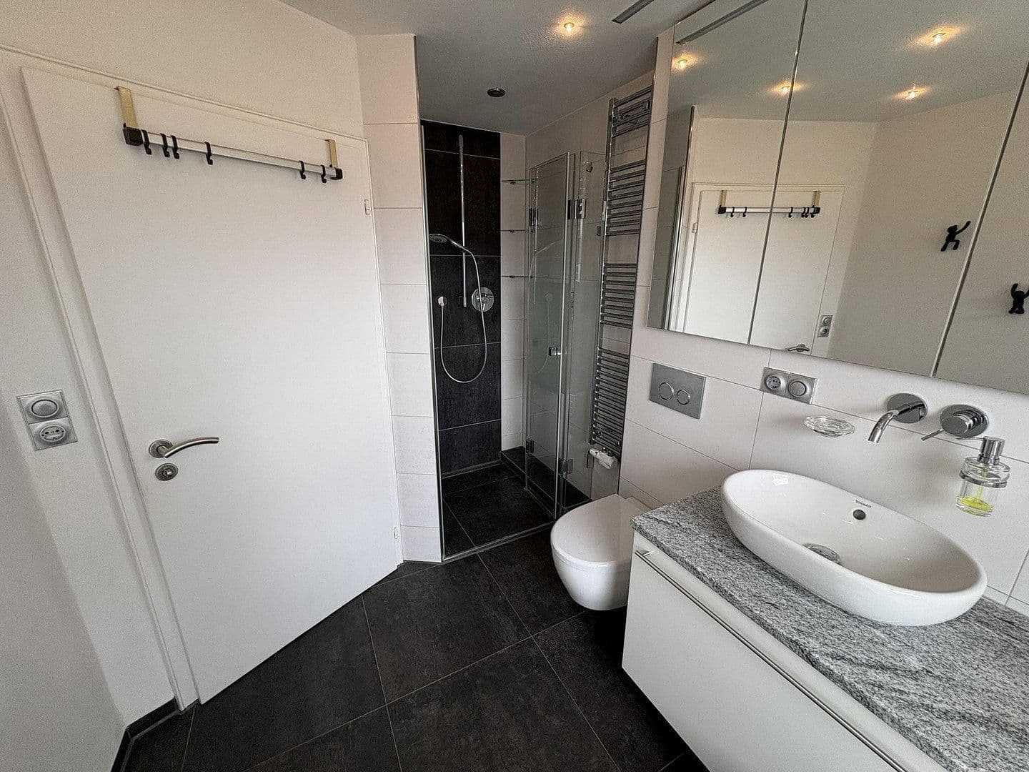 Prodej domu 110 m², pozemek 242 m², Rückersdorf, Bavorsko Prodej domu 110 m², pozemek 242 m², Rückersdorf, Bavorsko