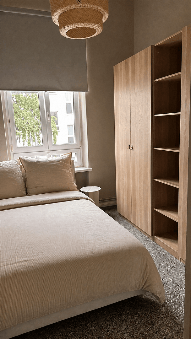 Prodej bytu 3+1 110 m², Berlin, Berlín Prodej bytu 3+1 110 m², Berlin, Berlín