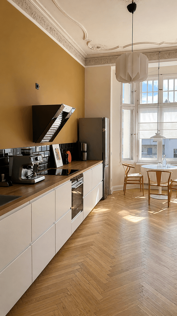 Prodej bytu 3+1 110 m², Berlin, Berlín Prodej bytu 3+1 110 m², Berlin, Berlín
