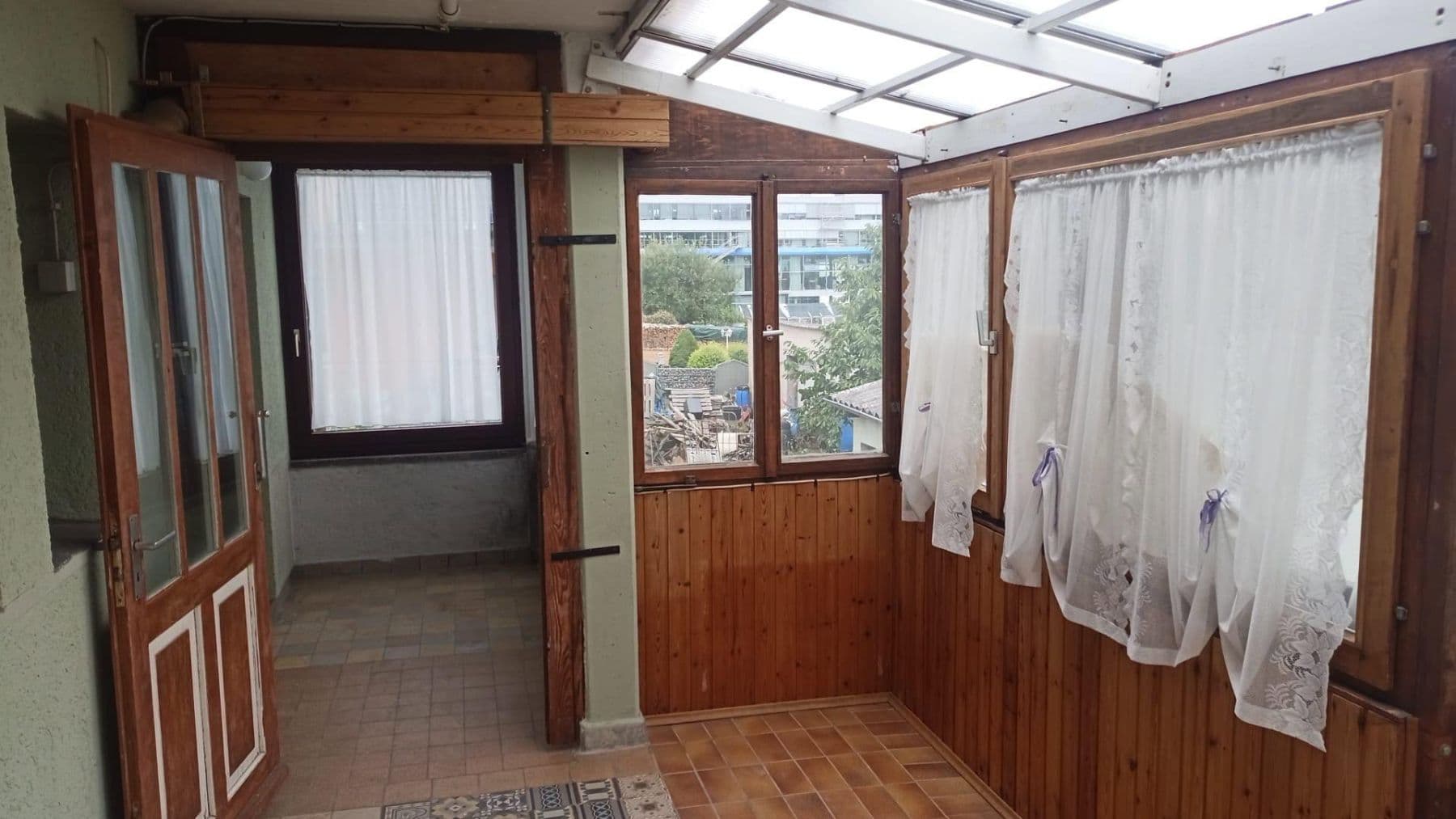 Prodej domu 271 m², pozemek 743 m², Tauberbischofsheim, Bádensko-Württembersko Prodej domu 271 m², pozemek 743 m², Tauberbischofsheim, Bádensko-Württembersko