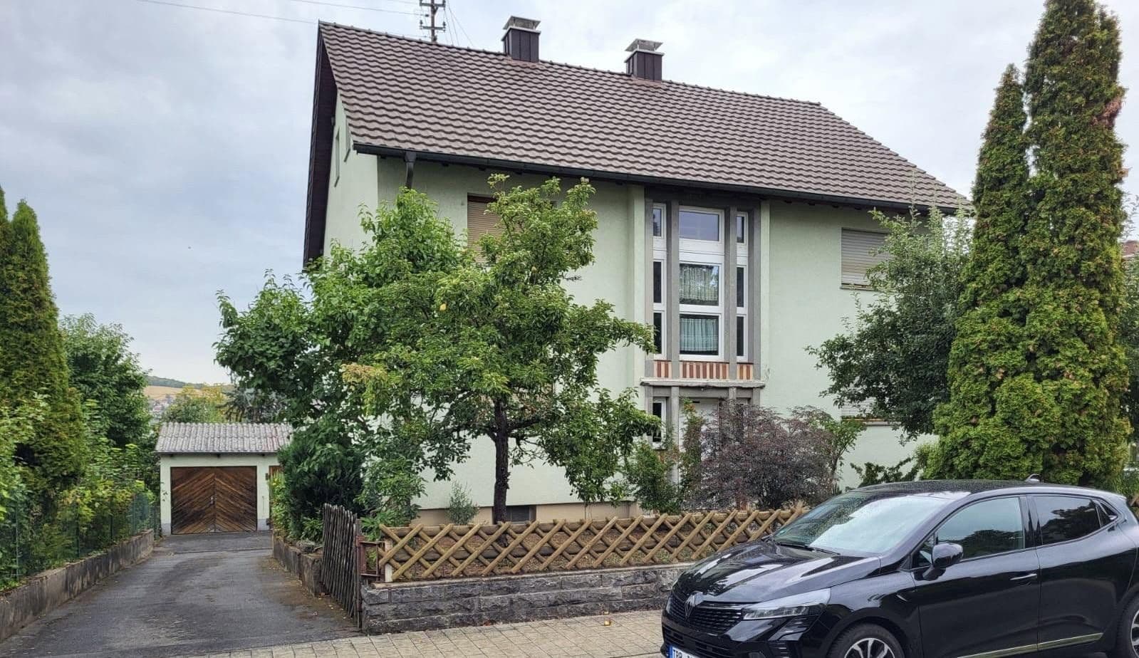 Prodej domu 271 m², pozemek 743 m², Tauberbischofsheim, Bádensko-Württembersko Prodej domu 271 m², pozemek 743 m², Tauberbischofsheim, Bádensko-Württembersko