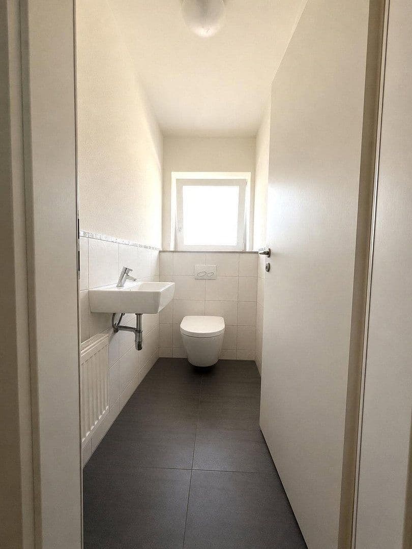 Prodej domu 265 m², pozemek 282 m², Rottweil, Bádensko-Württembersko Prodej domu 265 m², pozemek 282 m², Rottweil, Bádensko-Württembersko