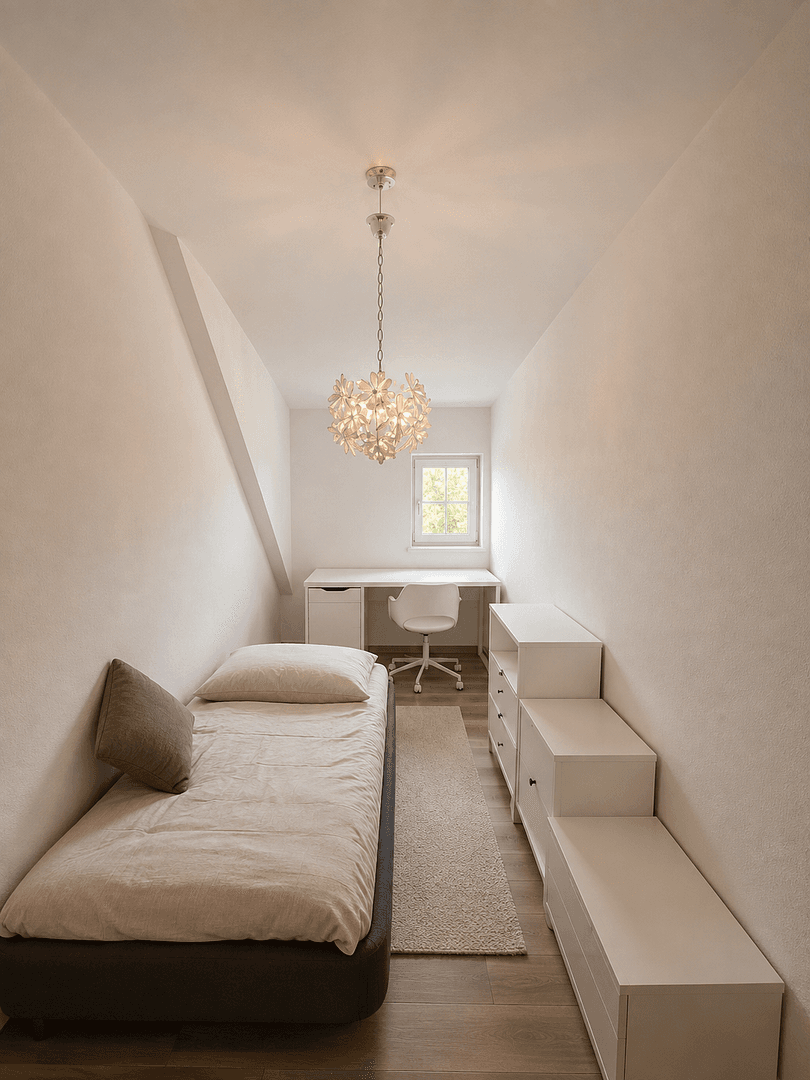 Pronájem bytu 3+1 64 m², Dresdner Straße 55, Coswig, Sasko Pronájem bytu 3+1 64 m², Dresdner Straße 55, Coswig, Sasko