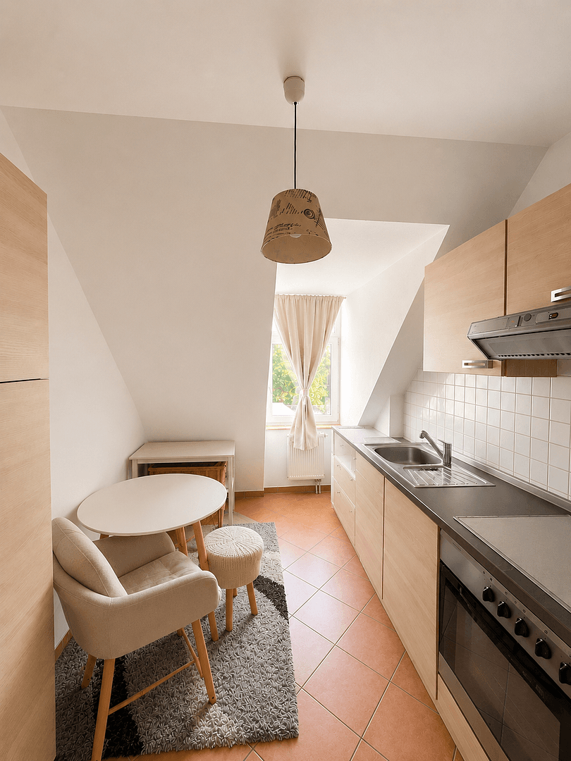 Pronájem bytu 3+1 64 m², Dresdner Straße 55, Coswig, Sasko Pronájem bytu 3+1 64 m², Dresdner Straße 55, Coswig, Sasko