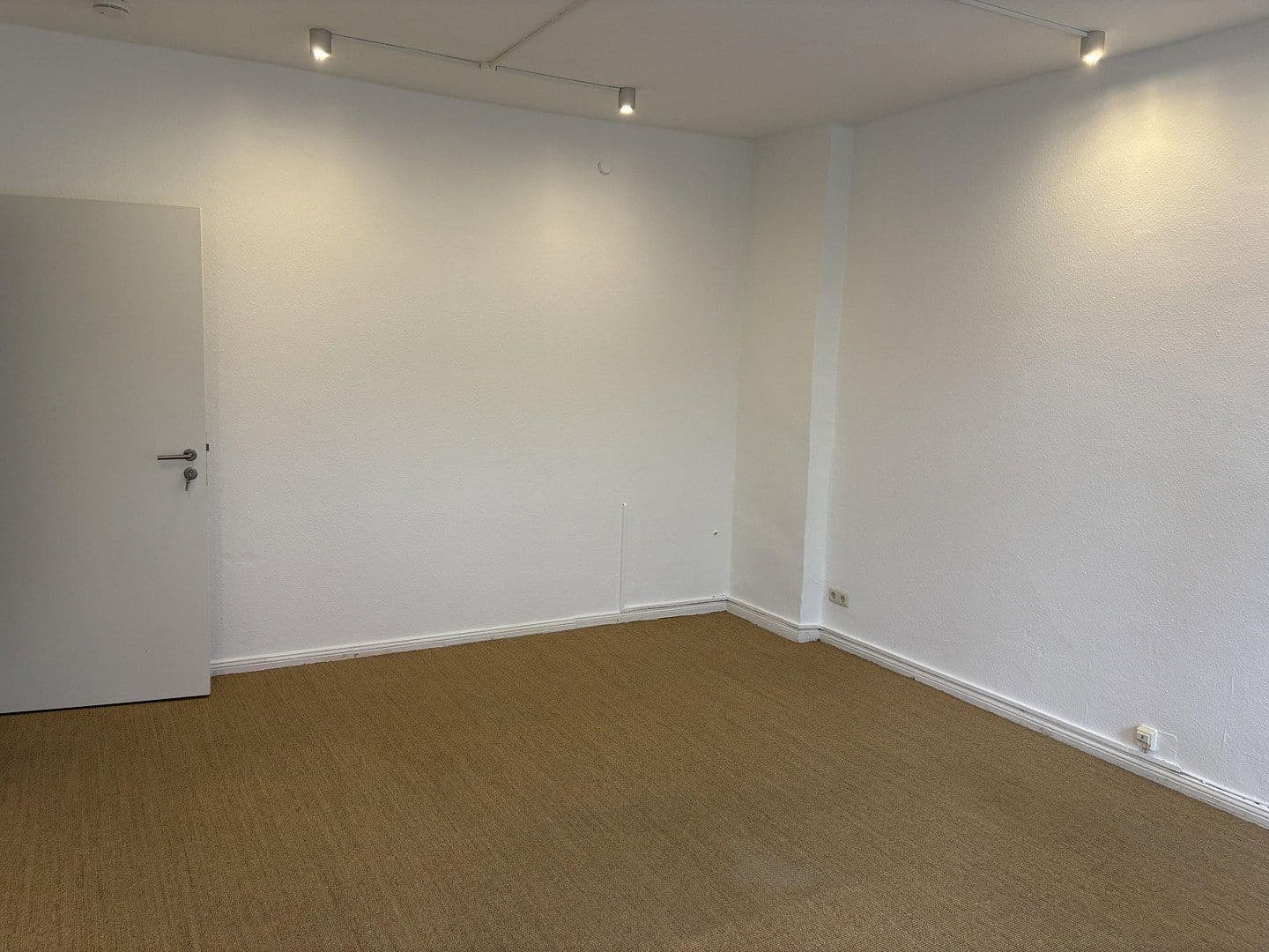 Pronájem kanceláře 124 m², Berliner Straße 45, Berlin, Berlín Pronájem kanceláře 124 m², Berliner Straße 45, Berlin, Berlín