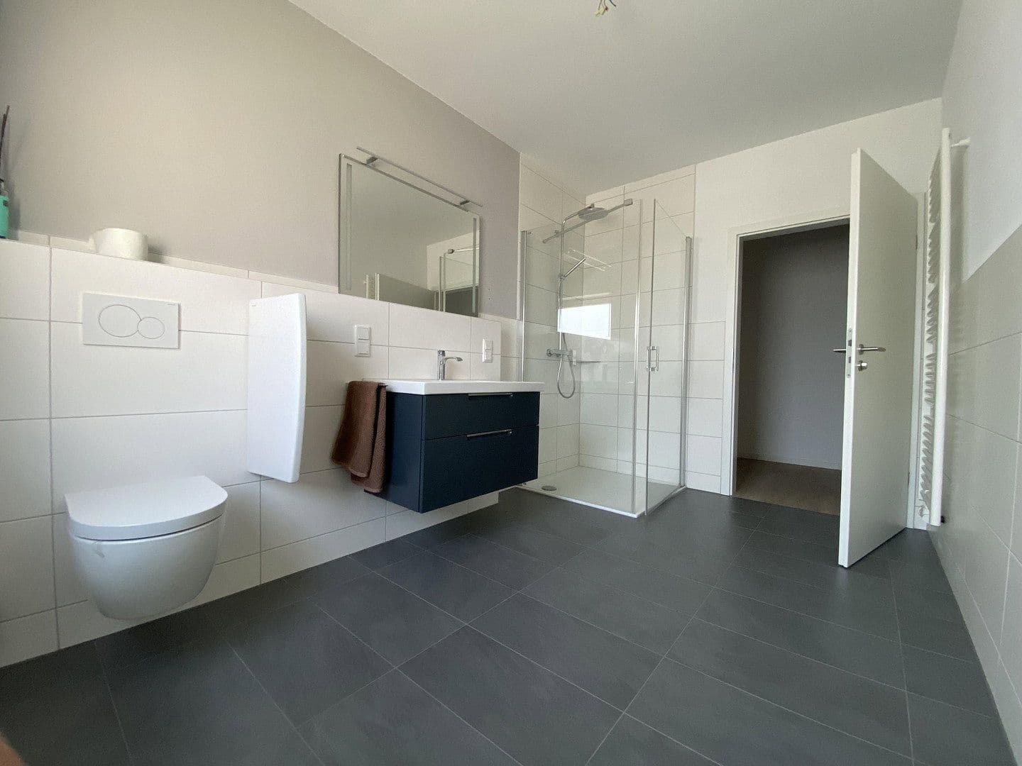 Pronájem bytu 3+1 133 m², Marburger Str. 67b, Marburg, Hessen Pronájem bytu 3+1 133 m², Marburger Str. 67b, Marburg, Hessen