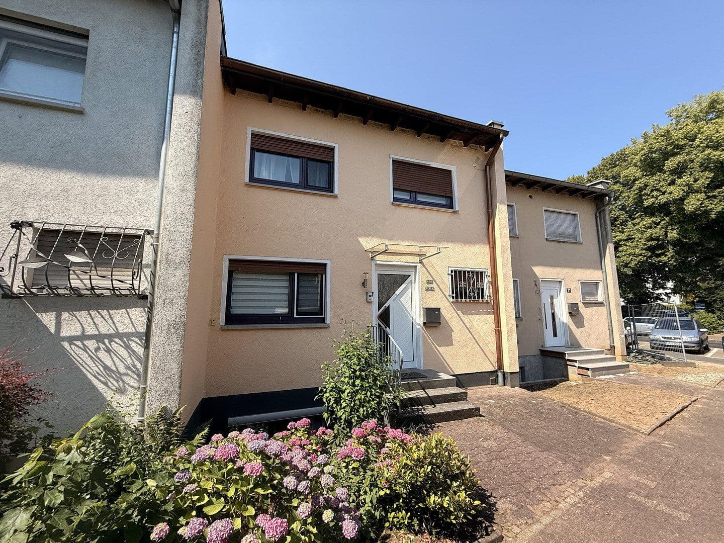 Prodej domu 97 m², pozemek 192 m², Frankfurt am Main, Hessen Prodej domu 97 m², pozemek 192 m², Frankfurt am Main, Hessen