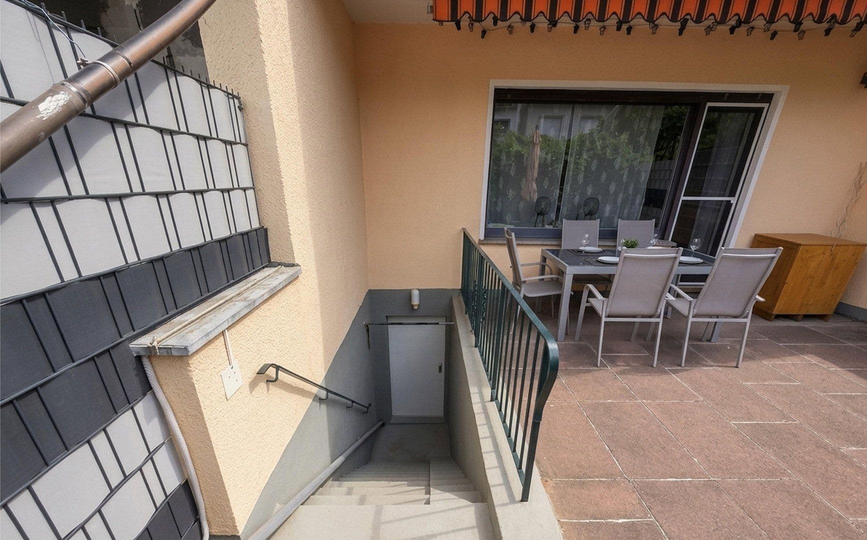 Prodej domu 97 m², pozemek 192 m², Frankfurt am Main, Hessen Prodej domu 97 m², pozemek 192 m², Frankfurt am Main, Hessen