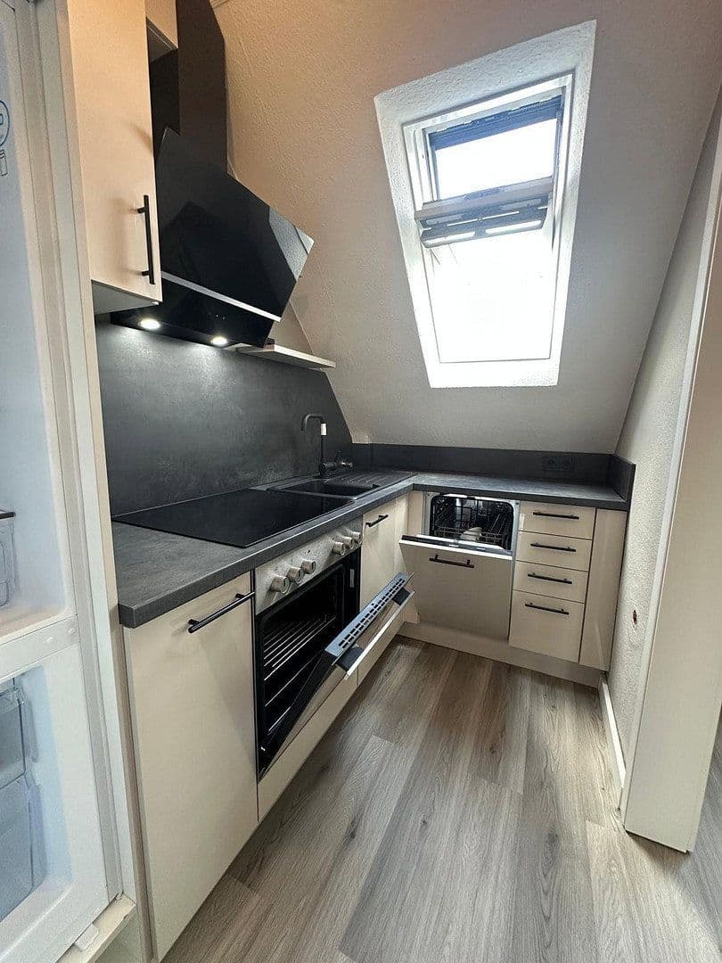 Pronájem bytu 3+1 58 m², Essen-Kray, Severní Porýní-Vestfálsko Pronájem bytu 3+1 58 m², Essen-Kray, Severní Porýní-Vestfálsko
