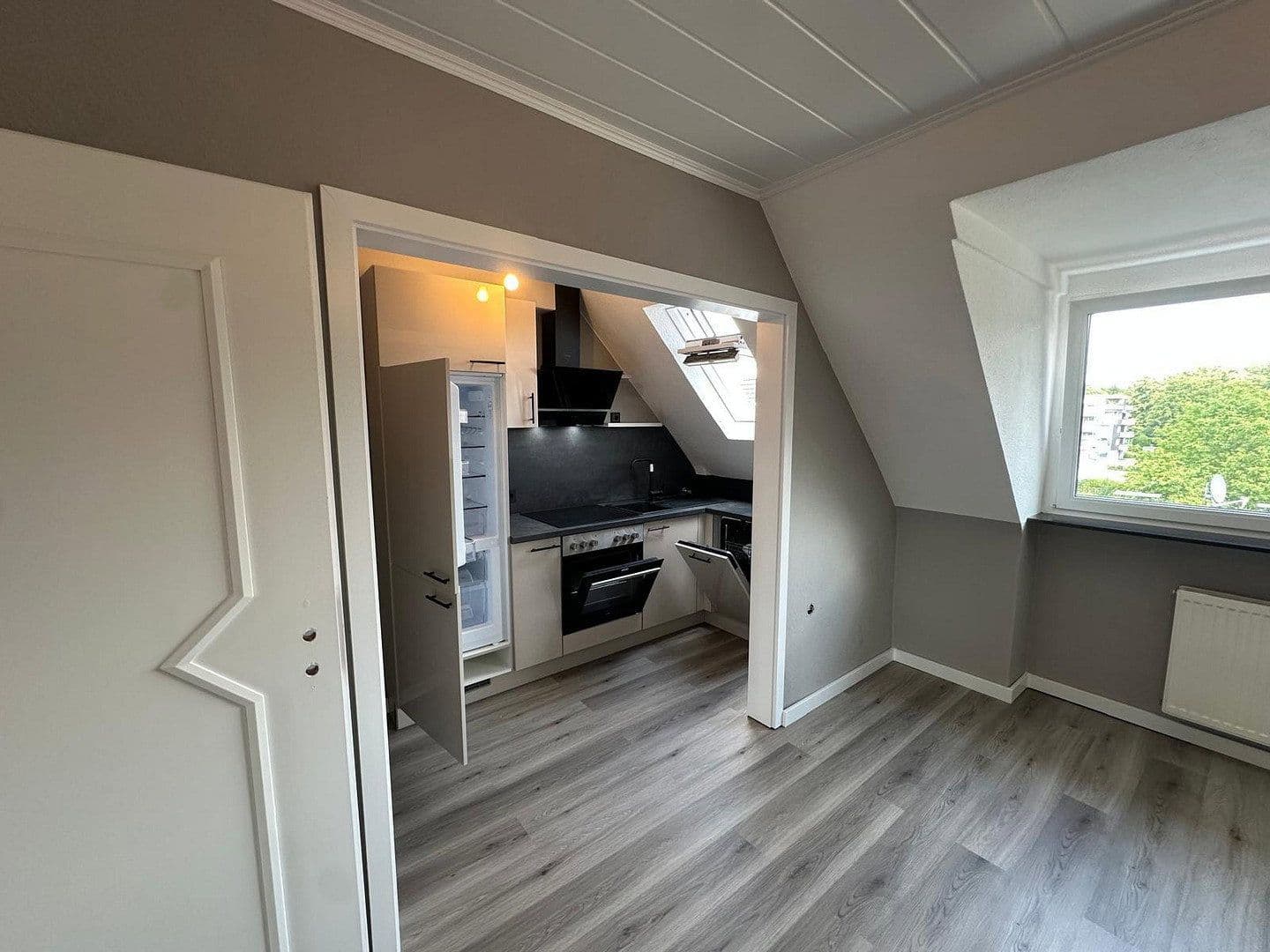 Pronájem bytu 3+1 58 m², Essen-Kray, Severní Porýní-Vestfálsko Pronájem bytu 3+1 58 m², Essen-Kray, Severní Porýní-Vestfálsko
