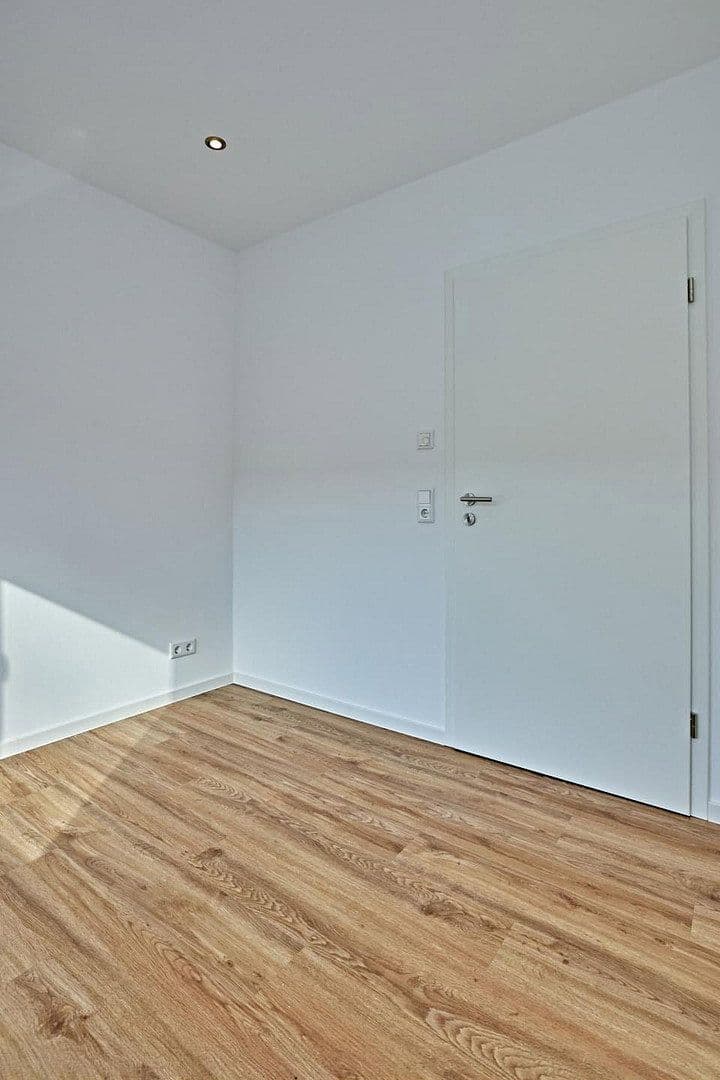 Pronájem bytu 3+1 97 m², Untergrüner Straße 172, Iserlohn, Severní Porýní-Vestfálsko Pronájem bytu 3+1 97 m², Untergrüner Straße 172, Iserlohn, Severní Porýní-Vestfálsko
