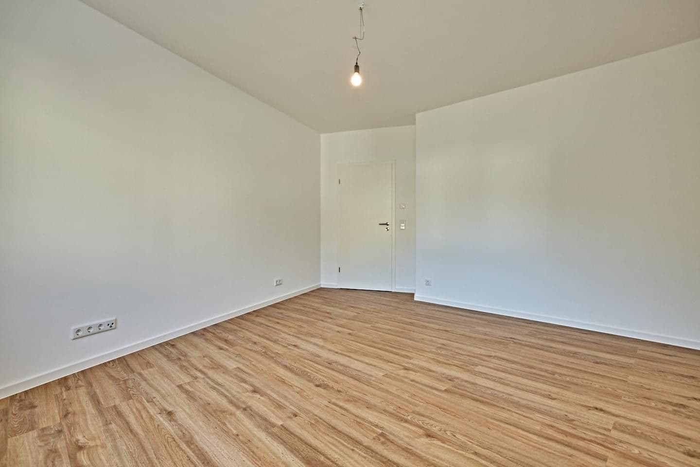 Pronájem bytu 3+1 97 m², Untergrüner Straße 172, Iserlohn, Severní Porýní-Vestfálsko Pronájem bytu 3+1 97 m², Untergrüner Straße 172, Iserlohn, Severní Porýní-Vestfálsko