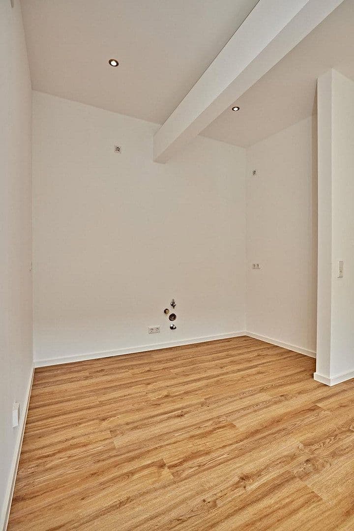 Pronájem bytu 3+1 97 m², Untergrüner Straße 172, Iserlohn, Severní Porýní-Vestfálsko Pronájem bytu 3+1 97 m², Untergrüner Straße 172, Iserlohn, Severní Porýní-Vestfálsko
