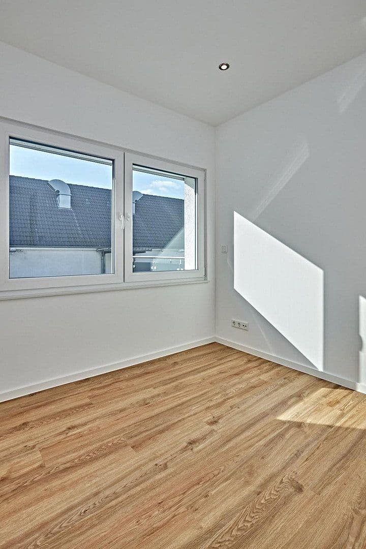 Pronájem bytu 3+1 97 m², Untergrüner Straße 172, Iserlohn, Severní Porýní-Vestfálsko Pronájem bytu 3+1 97 m², Untergrüner Straße 172, Iserlohn, Severní Porýní-Vestfálsko