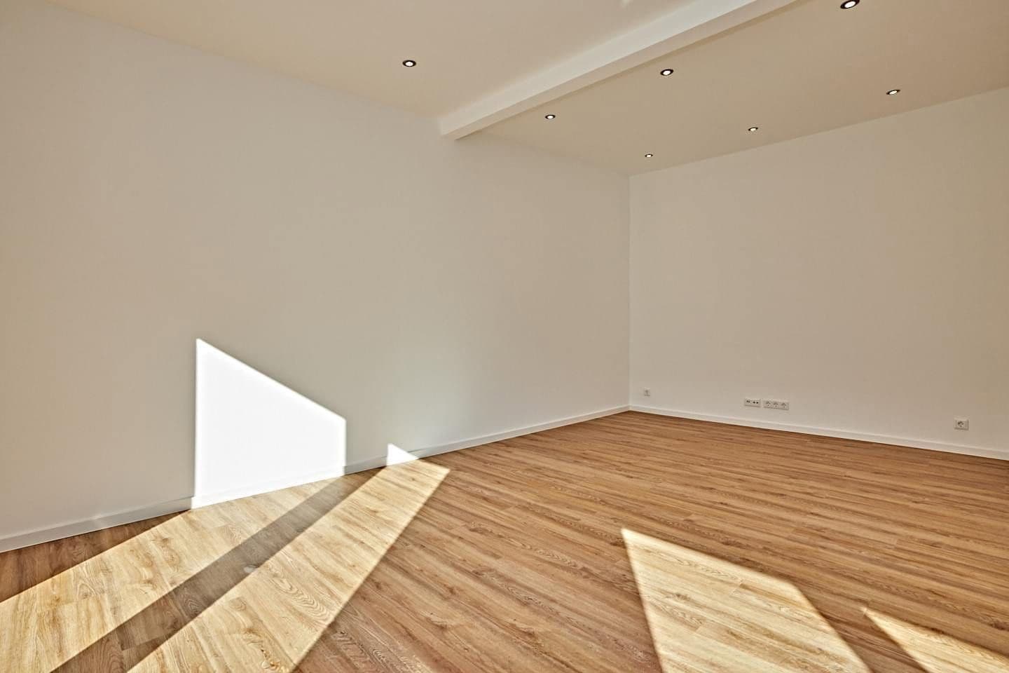 Pronájem bytu 3+1 97 m², Untergrüner Straße 172, Iserlohn, Severní Porýní-Vestfálsko Pronájem bytu 3+1 97 m², Untergrüner Straße 172, Iserlohn, Severní Porýní-Vestfálsko