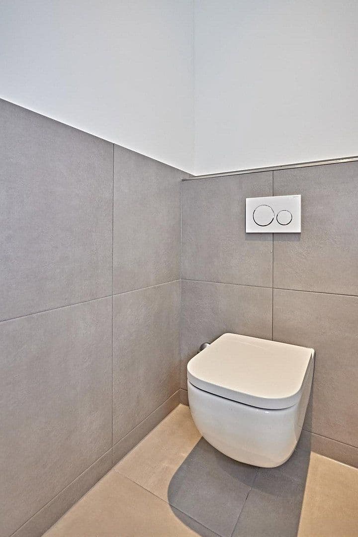 Pronájem bytu 3+1 97 m², Untergrüner Straße 172, Iserlohn, Severní Porýní-Vestfálsko Pronájem bytu 3+1 97 m², Untergrüner Straße 172, Iserlohn, Severní Porýní-Vestfálsko