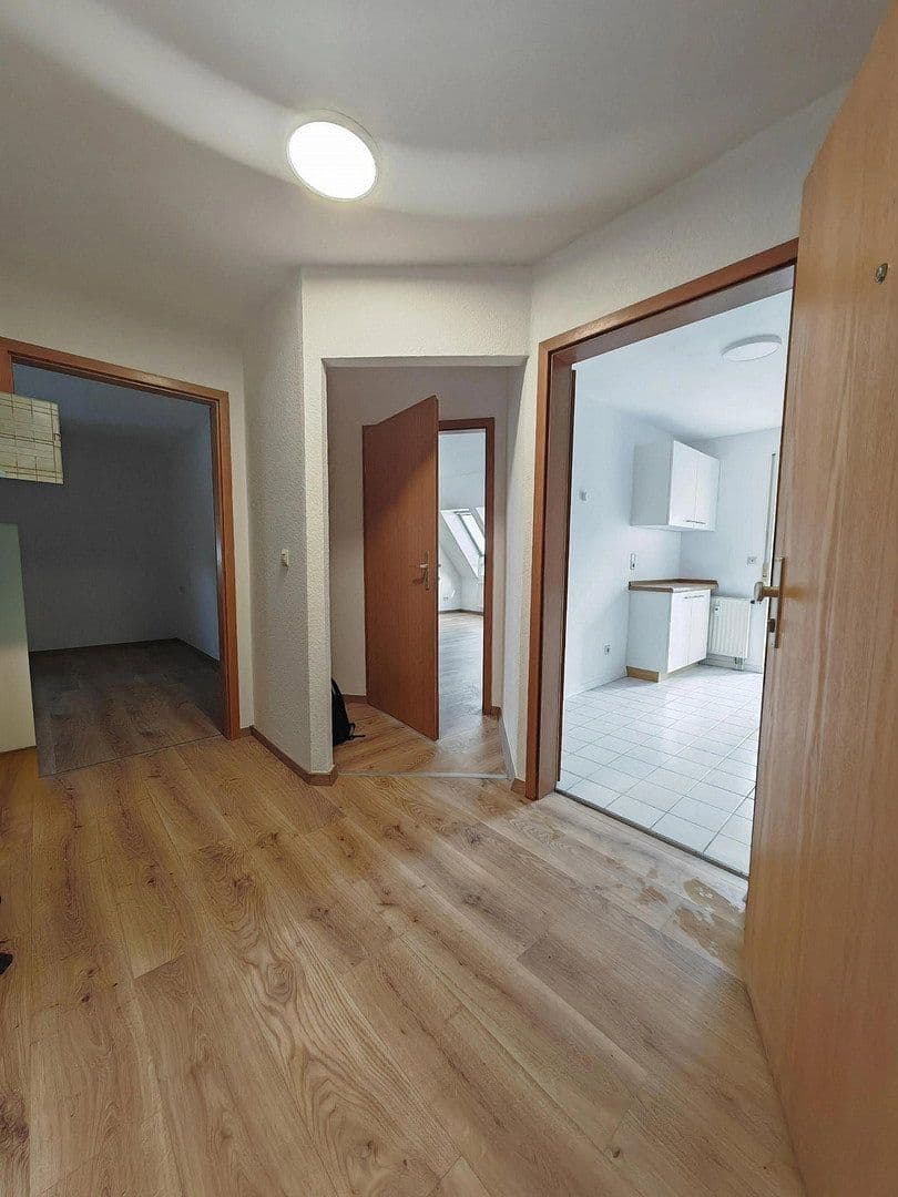 Pronájem bytu 2+1 52 m², Luwigsburger Straße 95, Heilbronn, Bádensko-Württembersko Pronájem bytu 2+1 52 m², Luwigsburger Straße 95, Heilbronn, Bádensko-Württembersko