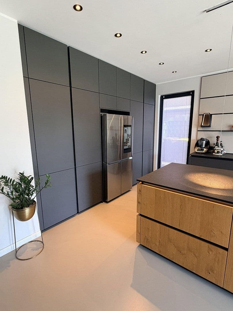 Prodej domu 240 m², pozemek 800 m², Mönchengladbach, Severní Porýní-Vestfálsko Prodej domu 240 m², pozemek 800 m², Mönchengladbach, Severní Porýní-Vestfálsko