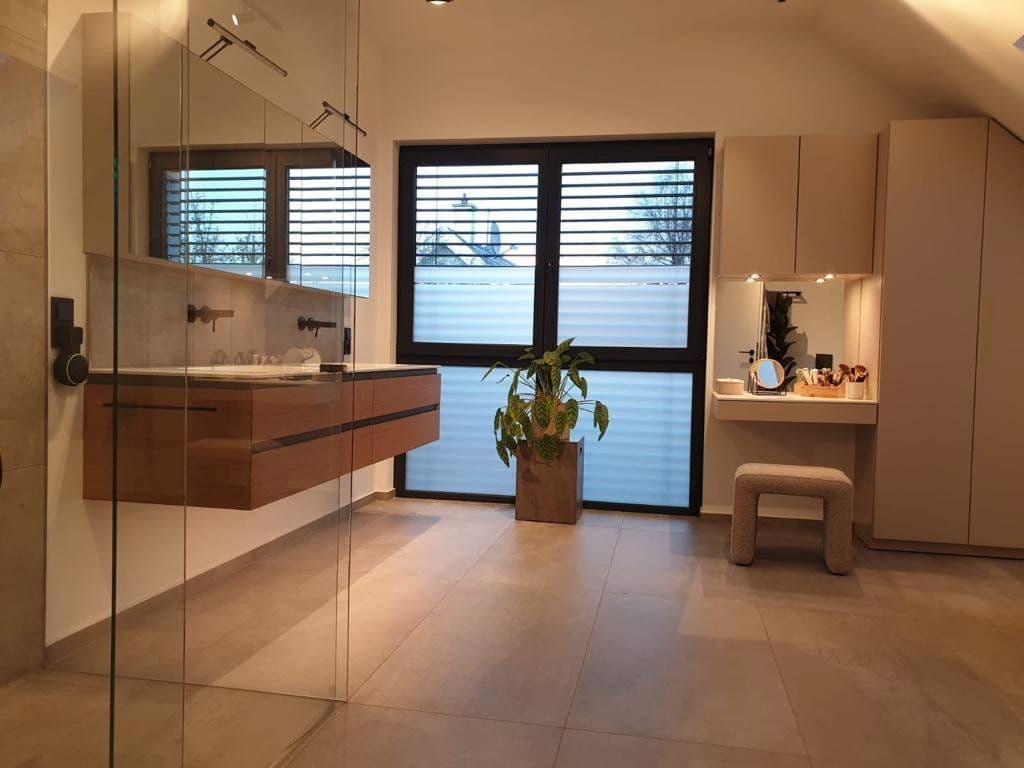 Prodej domu 240 m², pozemek 800 m², Mönchengladbach, Severní Porýní-Vestfálsko Prodej domu 240 m², pozemek 800 m², Mönchengladbach, Severní Porýní-Vestfálsko